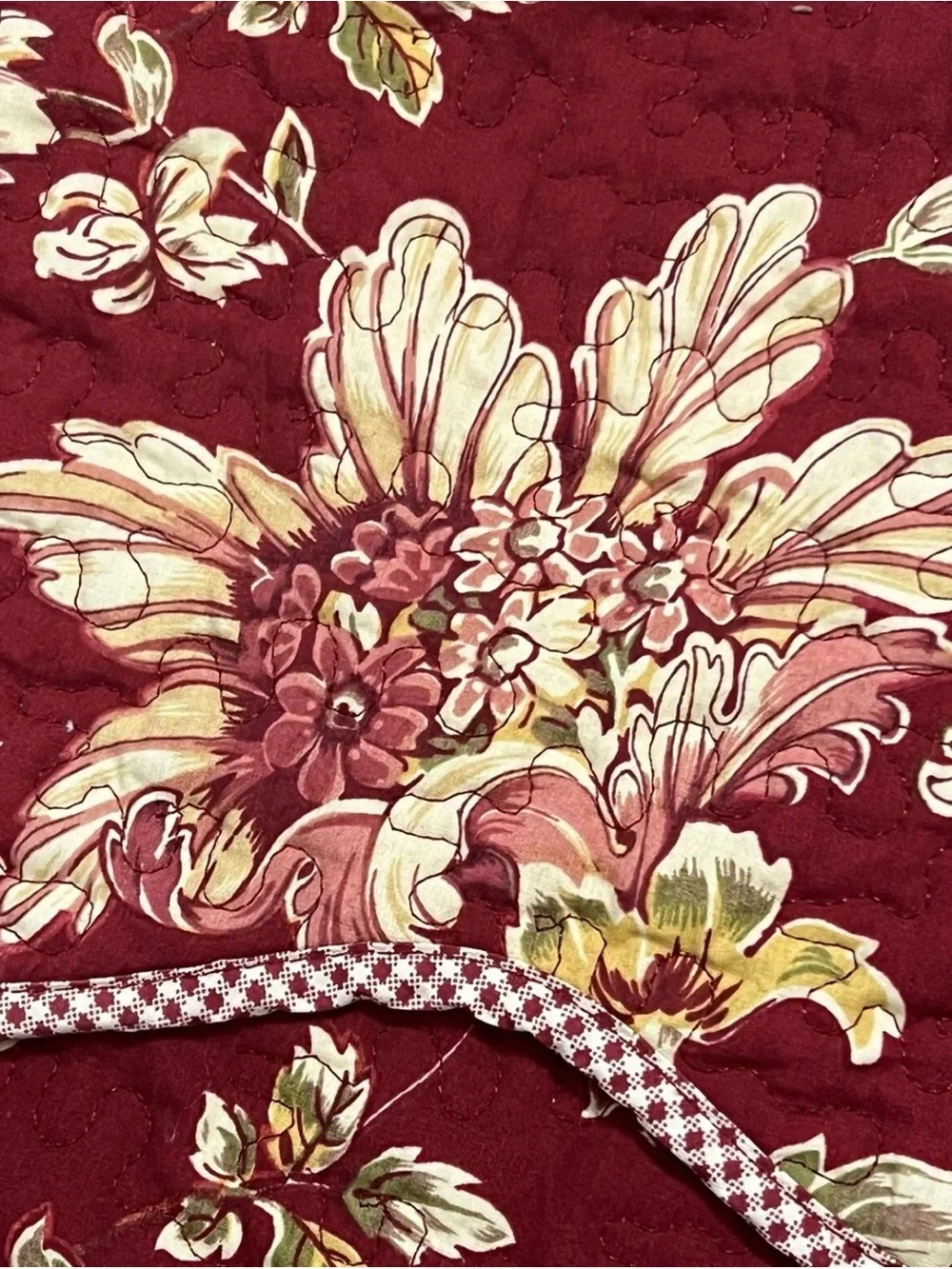 Waverly quilted tab